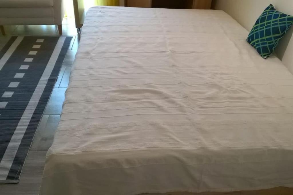 דיסבורג Toll Apartment Mit Privatem Eingang Free Parking Slbst Check-In Netflix 30 Zone Ruhig מראה חיצוני תמונה
