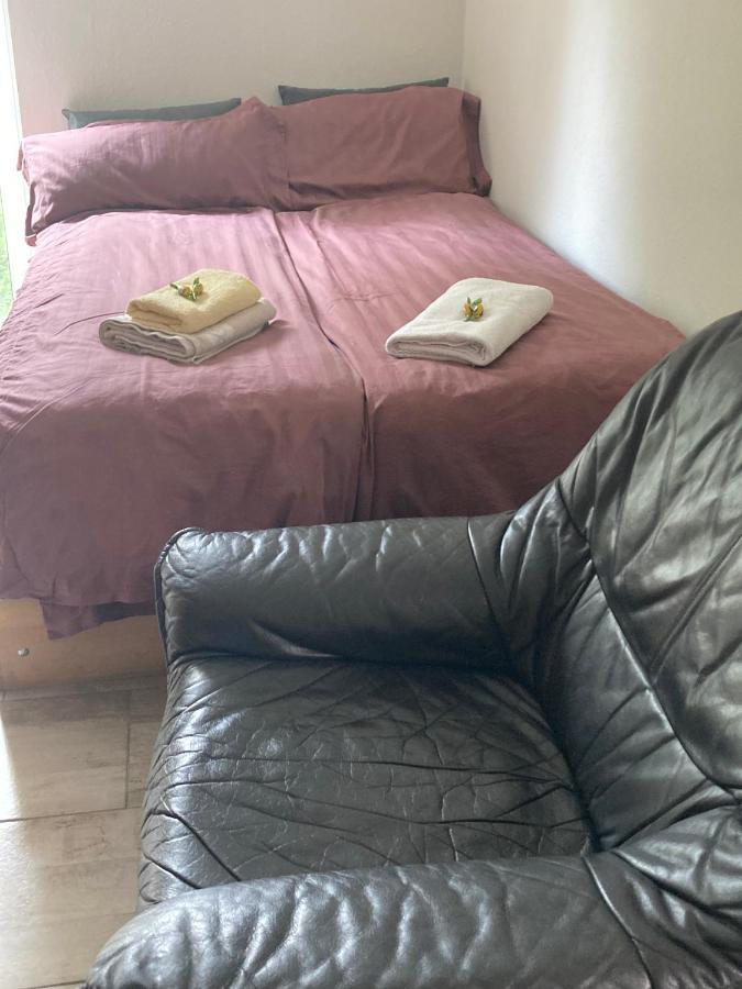 דיסבורג Toll Apartment Mit Privatem Eingang Free Parking Slbst Check-In Netflix 30 Zone Ruhig מראה חיצוני תמונה